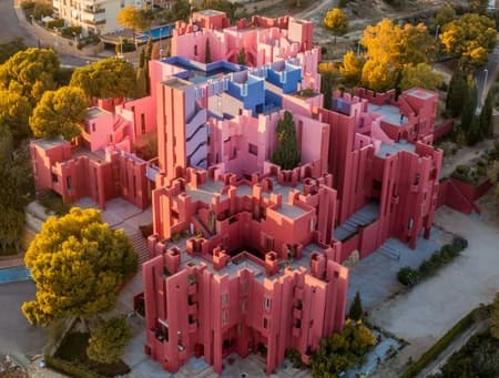 La Muralla Roja